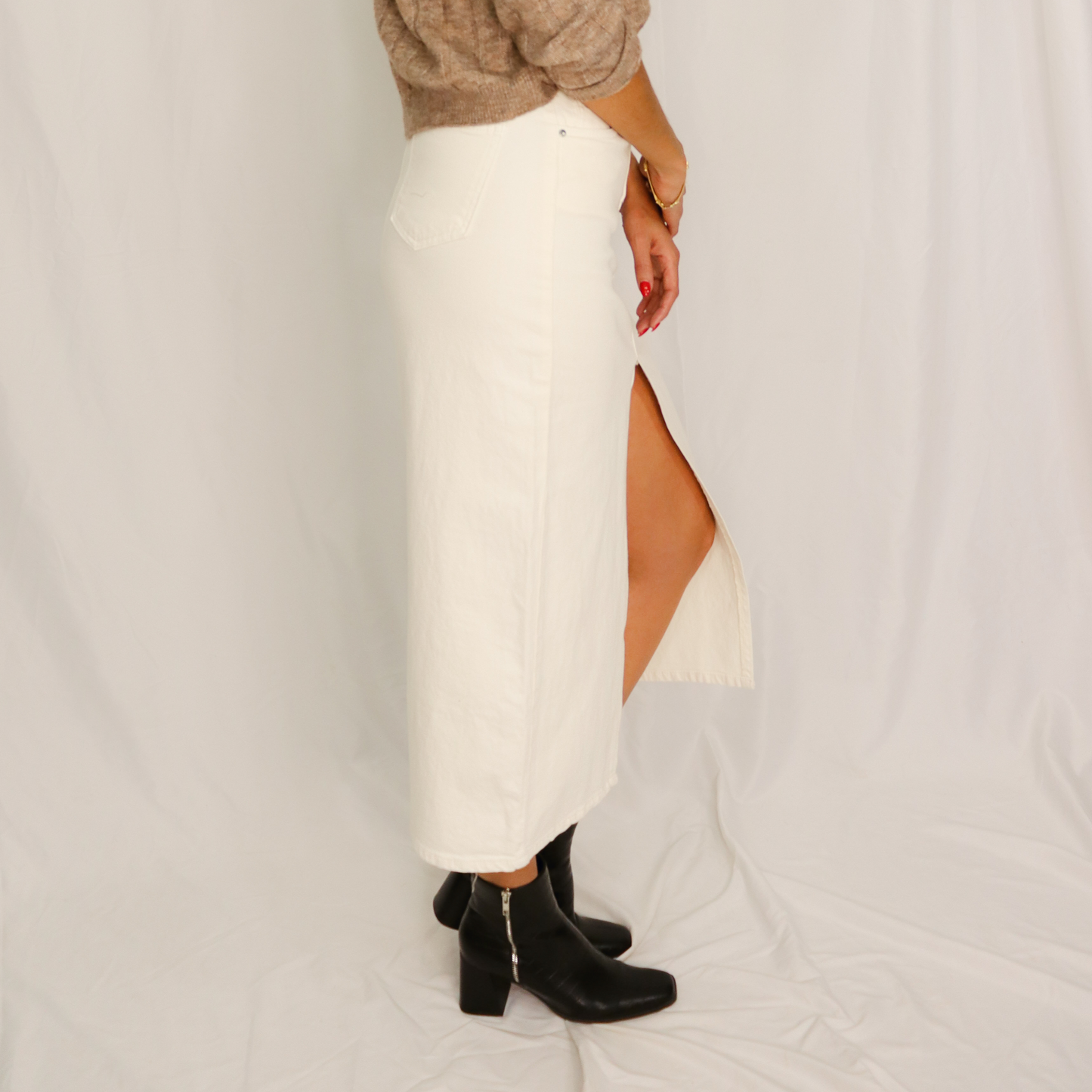 Italian Denim Skirt in Cream