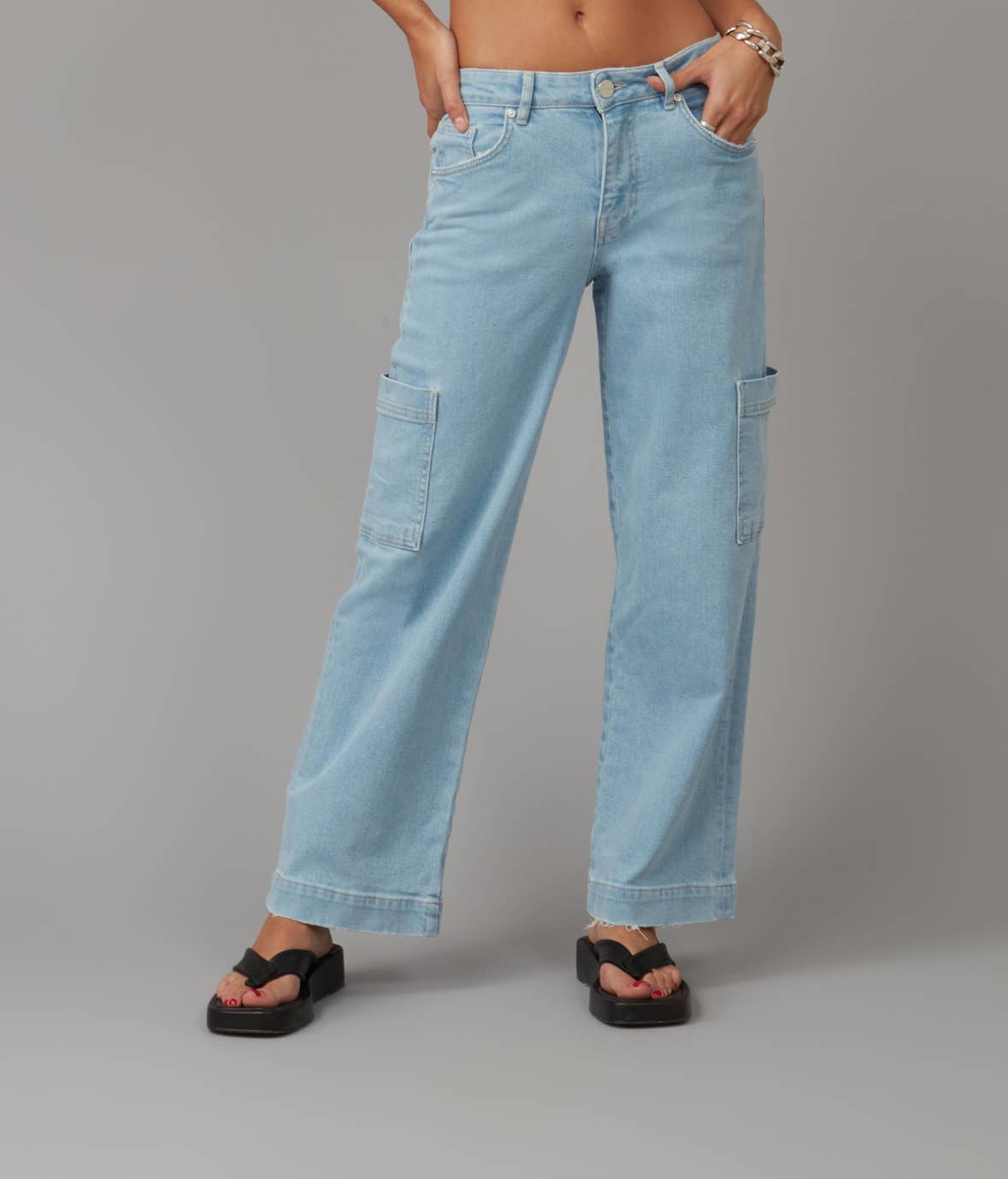 PHOENIX-CS Mid Rise Cargo Jeans 30" Inseam Clear Sky