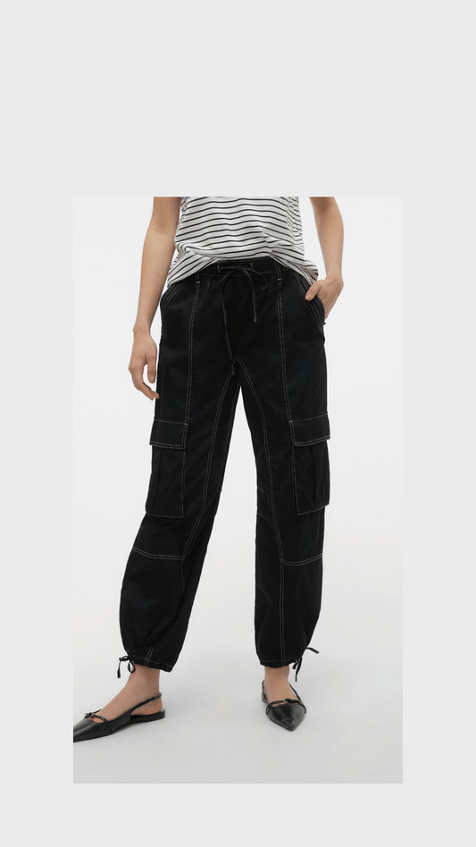 Black Cargo Stitch Pant